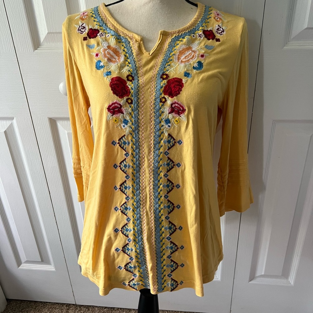 Liv Los Angeles Embroidered Yellow 3/4 Sleeve Blouse Size Small